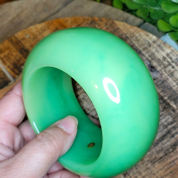 BEST Vintage Kenneth Jay Lane KJL Massive Chunky Swirled Lucite Bangle Bracelet! - Picture 13 of 15